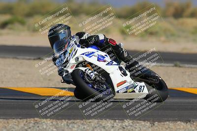 media/Oct-29-2022-CVMA (Sat) [[14c0aa3b66]]/Race 8 Supersport Middleweight/Folder 2/